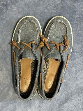 Sperry Casual Canvas Boat Shoes with Brown Laces